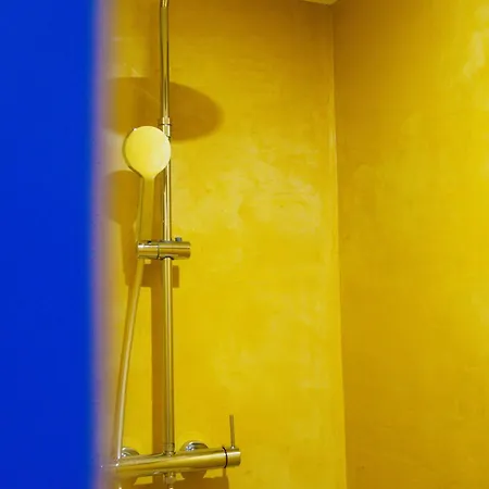 Daire Capsule Boogie-woogie - Jacuzzi - Sauna - Billard - Jeux - Ecran Geant - Filet Suspendu - Netflix